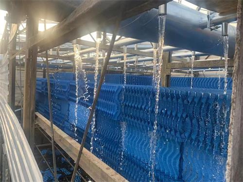 玻璃鋼冷卻塔的風扇節(jié)省電力